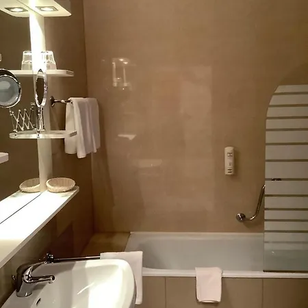 Haus Seethurn 3* 스트로블
