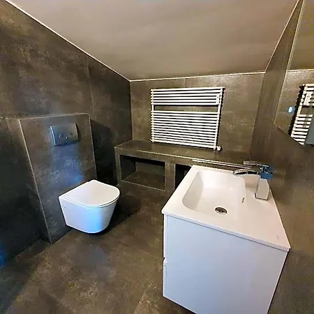 Haus Seethurn 3* Strobl
